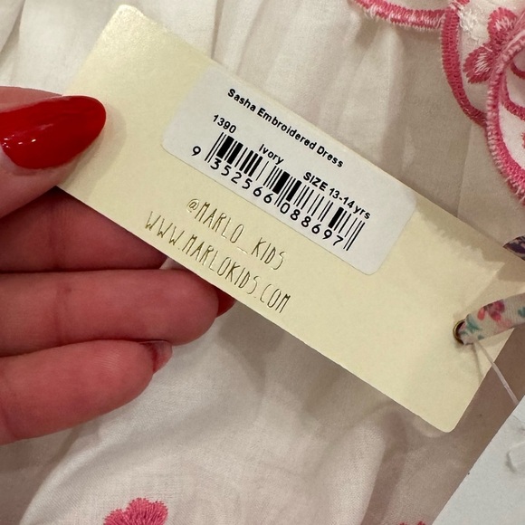 Marlo. Sasha Lace Sleeveless Embroidered Dress - Picture 5 of 7